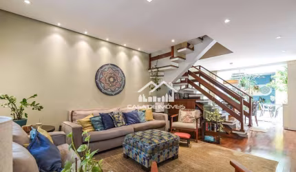 Vende linda casa segura, em rua sem saída no Brooklin.
