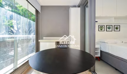Vende studio mobiliado, super moderno, na Vila Madalena.