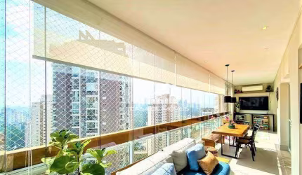 Vende linda cobertura com 4 suítes, piscina e espaço gourmet na Vila Andrade.