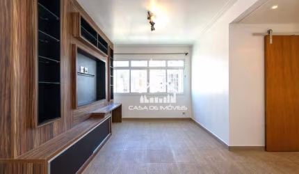 Vende apartamento com 96m², reformado e moderno, com 2 dormitórios, 1 suíte e  espaços integrados, no Itaim Bibi.