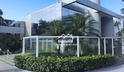 Vende casa comercial com 313m², clínica montada com centro cirúrgico e 5 salas, em Moema.