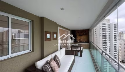 Vende ou aluga apartamento de 120m² com 3 suítes, 2 vagas, semi-mobiliado com churrasqueira na varanda gourmet