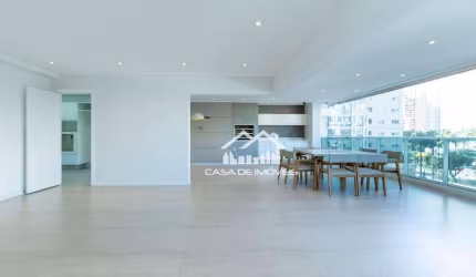 Apartamento à venda, 233m², 3 suítes, 3 vagas, na Vila Nova Conceição