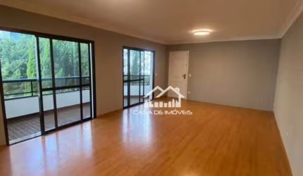 Vende ou aluga apartamento com 163m², 3 suítes e 3 vagas no Morumbi.