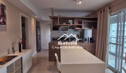 Vende apartamento de 84m², com 2 quartos, 2 vagas e lazer clube, na Vila Andrade.