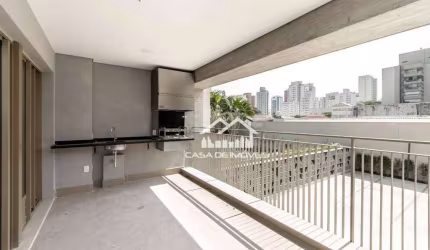 Apartamento novo, com 102m², 2 suítes, 2 vagas, varanda gourmet  e lazer, em Moema