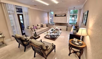 Vende linda casa com 442m², com 3 suítes, piscina, espaço gourmet, super segura, próximo ao estádio do Morumbi.