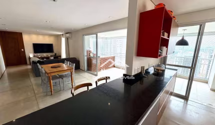 Vende apartamento de 142m², com 3 suítes, 2 vagas e varanda gourmet