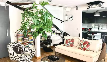 Vende casa em condomínio com 105m², com 3 dormitórios, 1 suíte, 2 vagas e lazer completo