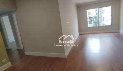 Vende apartamento com 86m², reformado, 3 dormitórios, 1 vaga, no Itaim