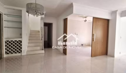 Vende ou aluga apartamento duplex de 287m², com 3 quartos sendo 2 suítes, 2 vagas, no Panamby.