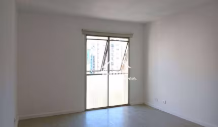 Aluga apartamento com 70m², 2 dormitórios e 1 vaga na Vila Olímpia.