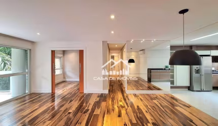 Vende ou aluga magnífico apartamento com 132m², 2 suítes, 2 vagas, na Vila Andrade.