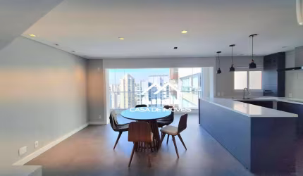 Aluga apartamento duplex novo, com 90m², 1 suíte e 2 vagas, no Campo Belo