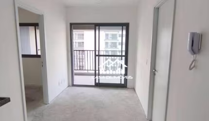 Vende apartamento de 2 dormitório, 43 m² em Santo Amaro