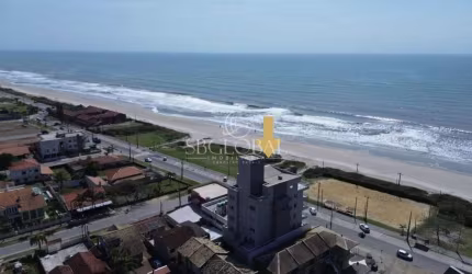 Apartamento frente para o mar com alto padrão de acabamento