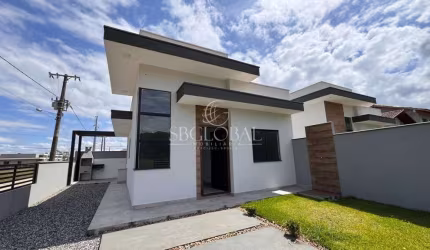 Casa de Esquina em Itapoá/SC - Perfeita para Você e Sua Família