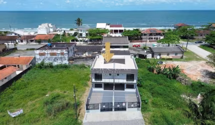 Sobrado com 03 dormitórios na Barra do Saí em Itapoá SC