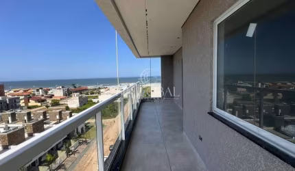 Cobertura duplex com 04 dormitórios à 250 metros da praia em Itapoá/SC