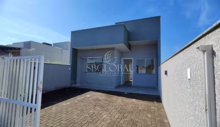 Casa nova com 03 quartos no Balneário São José em Itapoá/SC!
