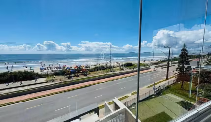 Apartamento Frente Mar no Centro de Itapoá-SC
