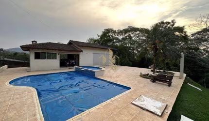 Casa com 4 dormitórios à venda, 390 m² por R$ 1.800.000,00 - Condomínio Serra da Estrela - Atibaia/SP