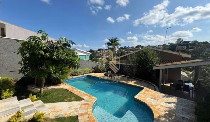 Casa com 4 dormitórios à venda, 260 m² por R$ 1.550.000,00 - Jardim Paulista - Atibaia/SP