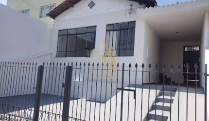Casa com 3 dormitórios à venda, 150 m² por R$ 750.000,00 - Jardim Brasil - Atibaia/SP