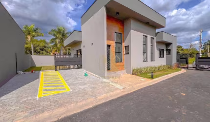 Casa com 3 dormitórios à venda, 111 m² por R$ 998.000,00 - Chácara Interlagos - Atibaia/SP
