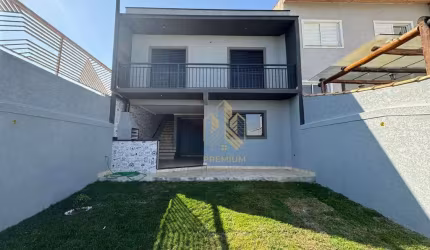 Casa com 3 dormitórios à venda, 105 m² por R$ 650.000,00 - Nova Cerejeira - Atibaia/SP