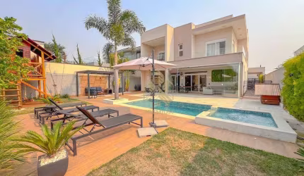 Excelente casa mobiliada com 05 dormitórios em Atibaia