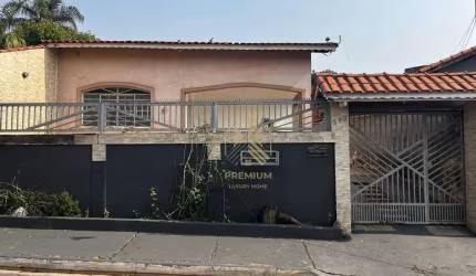 Casa com 3 dormitórios à venda, 150 m² por R$ 650.000,00 - Jardim Imperial - Atibaia/SP