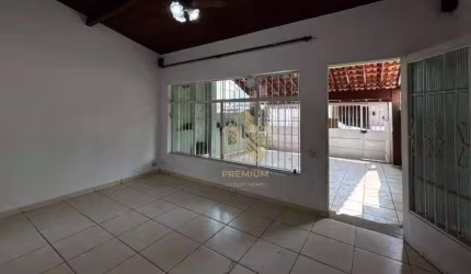 Casa com 2 dormitórios à venda, 84 m² por R$ 560.000,00 - Vila Thais - Atibaia/SP
