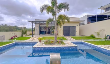 Casa com 3 dormitórios à venda, 280 m² por R$ 3.200.000,00 - Condominio Figueira Garden - Atibaia/SP