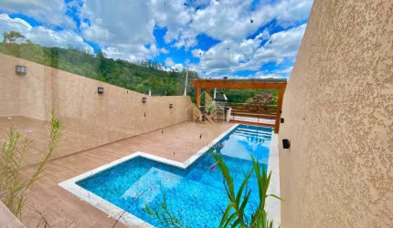 Casa com 3 dormitórios à venda, 170 m² por R$ 790.000 - Portão - Atibaia/SP