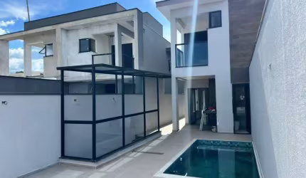 Sobrado com 3 dormitórios à venda, 180 m² por R$ 1.300.000 - Jardim do Lago - Atibaia/SP