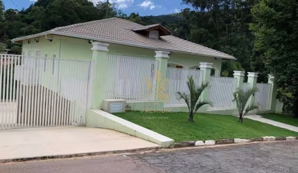 Casa com 3 dormitórios à venda, 647 m² por R$ 3.500.000,00 - Condomínio Flamboyant - Atibaia/SP