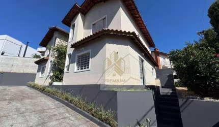 Casa com 3 dormitórios para alugar, 160 m² por R$ 4.450,00/mês - Jardim Paulista - Atibaia/SP