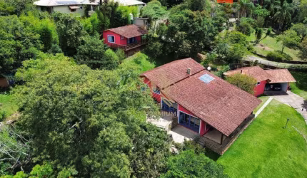 Casa com 3 dormitórios para alugar, 369 m² por R$ 10.000/mês - Clube da Montanha - Atibaia/SP