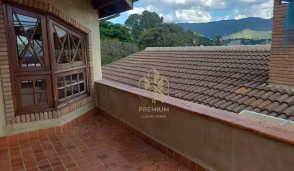 Casa com 3 dormitórios à venda, 310 m² por R$ 1.700.000,00 - Vila Santista - Atibaia/SP
