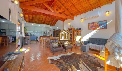 Casa com 3 dormitórios para alugar, 210 m² por R$ 15.000,00/mês - Condomínio Shambala III - Atibaia/SP