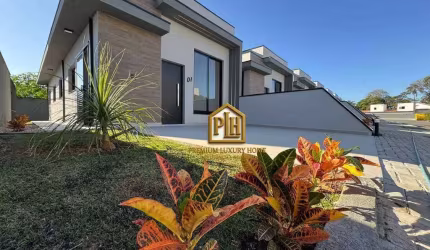 Casa com 3 dormitórios à venda, 77 m² por R$ 650.000 - Chácaras Maringá - Atibaia/SP