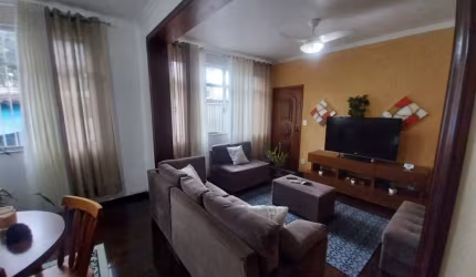 Casa Ampla com Piscina, Terraço e área Gourmet em Localização Privilegiada no RJ – Aceita Financiamento!