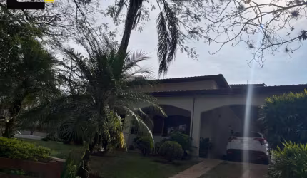 CASA COM 463 M² DE ÁREA CONSTRUÍDA COM 3 SUÍTES NO CONDOMÍNIO NEW PARK TÊNIS JUNDIAÍ- SP