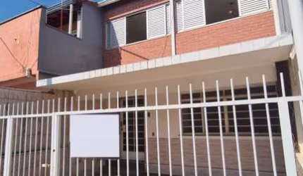 CASA DE 123 M² DE ÁREA CONSTRUÍDA COM 2 DORMITÓRIOS NO BAIRRO DA AGAPEAMA EM JUNDIAÍ-SP