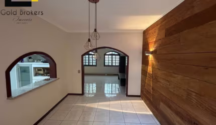 CASA COM 243M² DE AREA CONSTRUIDA COM 3 DORMITÓRIOS SENDO 2 SUÍTE NO CONDOMÍNIO JARDIM SANTA TERESA EM JUNDIAÍ SP