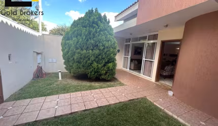 CASA COM 291M² DE AREA CONSTRUIDA COM 3 DORMITÓRIOS SENDO 1 SUÍTE NO CONDOMÍNIO JARDIM SANTA TERESA EM JUNDIAÍ SP