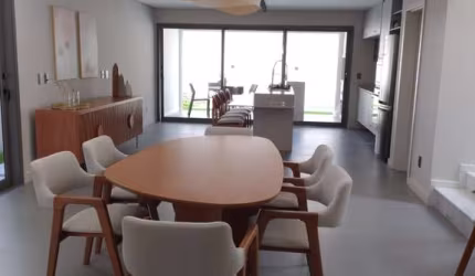 CASA COM 238M² DE ÁREA CONSTRUÍDA COM 3 SUÍTES NO CONDOMÍNIO BRISAS DA MATA EM JUNDIAÍ - SP * PERMUTA ATE R$800.000,00*