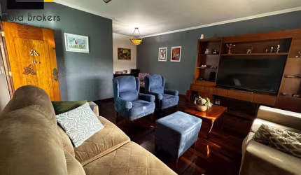 CASA COM 227 M² DE ÁREA CONSTRUÍDA E 3 DORMITÓRIOS, SENDO UMA SUÍTE, NO JARDIM JARDIM ÂNGELA EM JUNDIAÍ SP