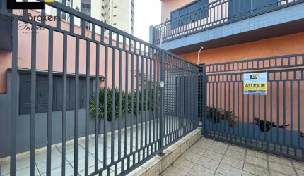 CASA COMERCIAL DE 331M² COM AMPLA  SALA NO JARDIM MESSINA EM JUNDIAÍ - SP
